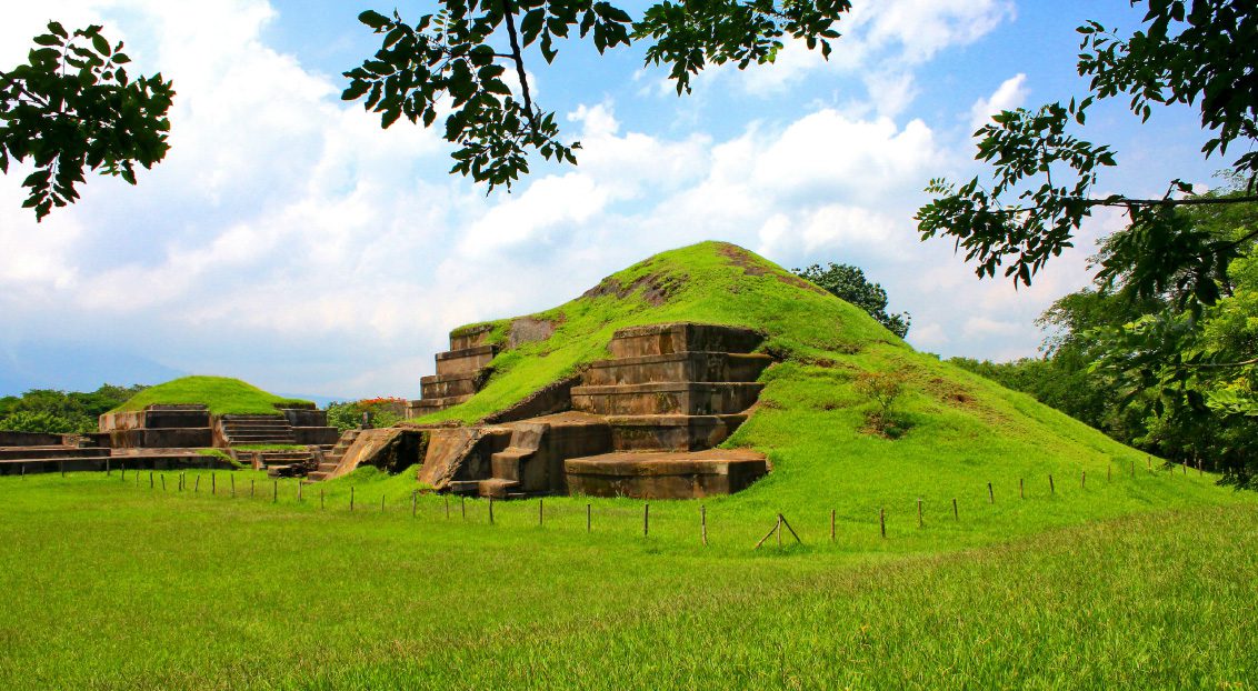 El Salvador Tradicional - Image 1