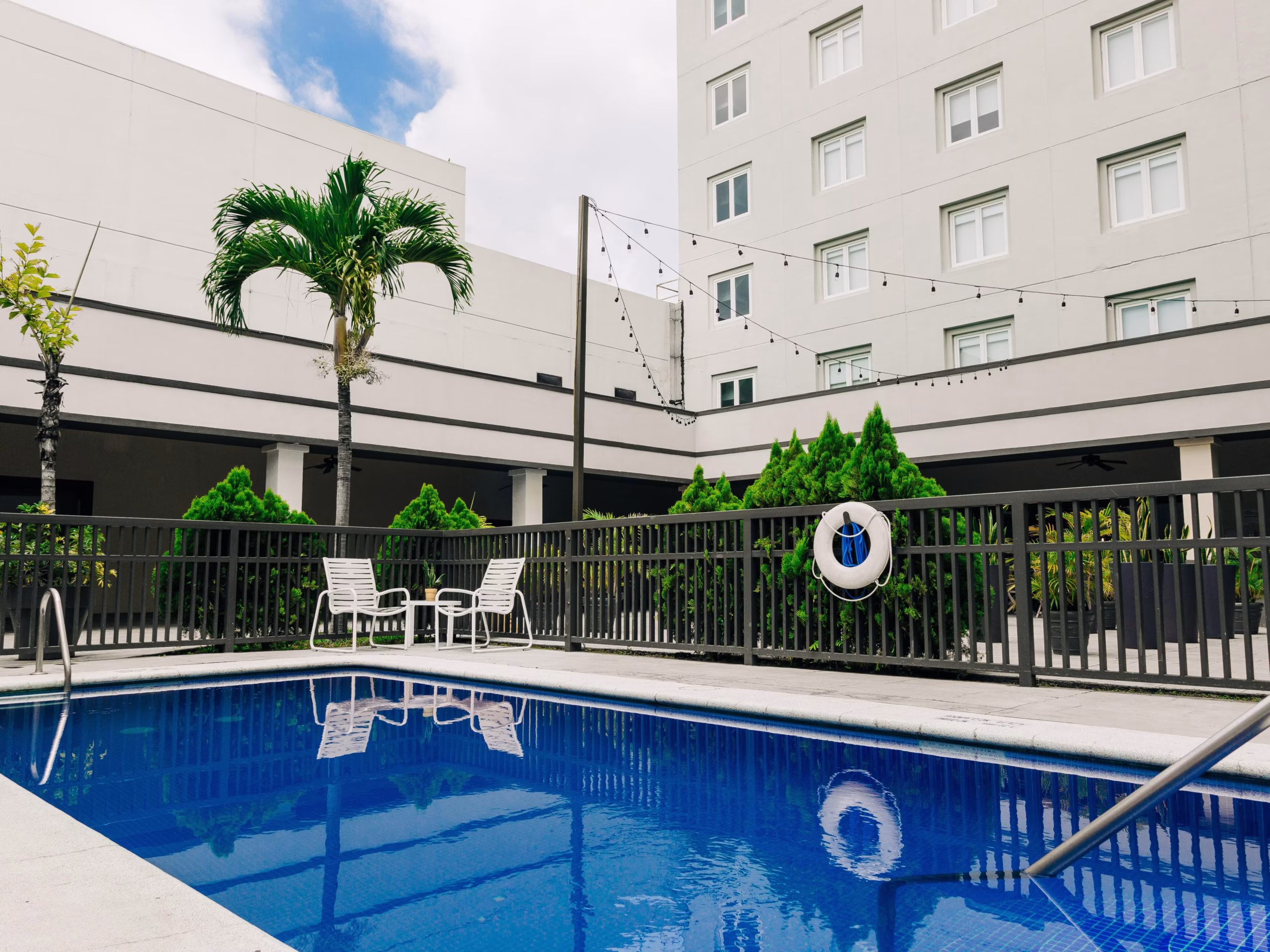 Hotel Holiday Inn San Salvador - imagen 2